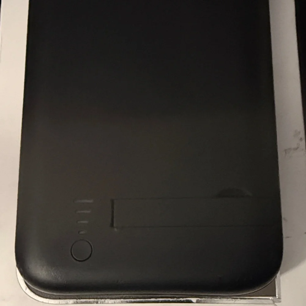 NEW in Box Black Charging Case for iPhone 15 Pro C plug